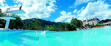Gstaad Palace: Piscine