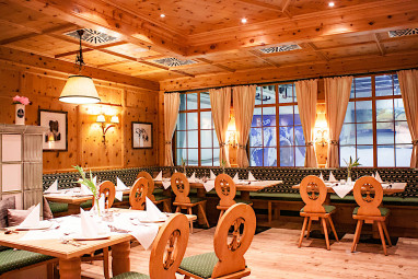 Berg & Tal Abenteuer Resort Lüneburger Heide: Ресторан