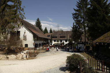 Hotel und Restaurant Lochmühle : Widok z zewnątrz