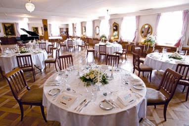 Romantik Hotel Sternen: 餐厅
