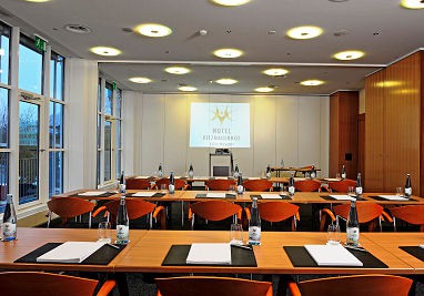 Hotel Vitznauerhof: 회의실