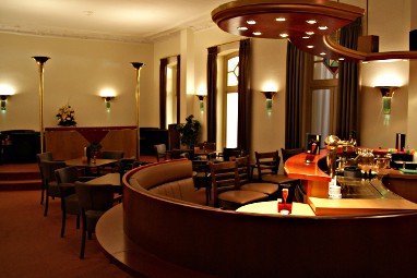 Das 53° Hotel: Bar/Salón
