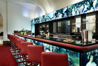 Living Hotel De Medici: Bar/Lounge