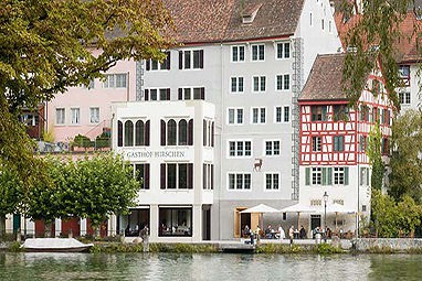 Romantik Hotel Gasthof Hirschen: Buitenaanzicht