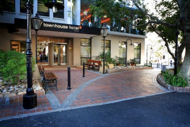 Townhouse Hotel: Вид снаружи