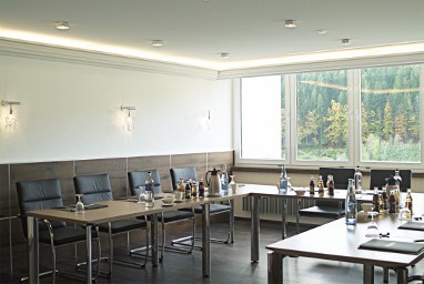 Hotel Traube Tonbach: Sala de reuniões