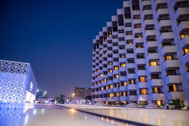 Radisson Blu Hotel Dubai Deira Creek: Widok z zewnątrz