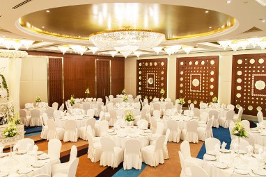 Radisson Blu Hotel Dubai Deira Creek: Salle de réunion