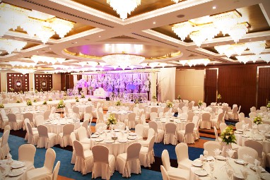 Radisson Blu Hotel Dubai Deira Creek: Sala de conferencia