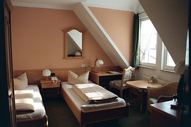 Landhotel & Restaurant Kains Hof: Zimmer