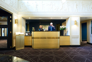 Hotel Barsey by Warwick : Hol recepcyjny