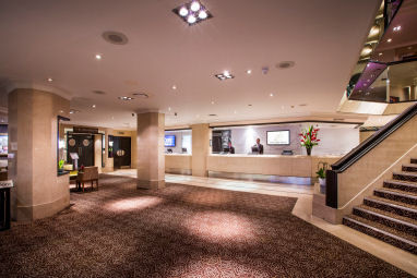 Guoman Tower Hotel: Lobby