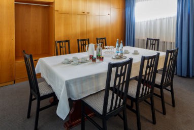 INVITE Hotel Löwen Freiburg: vergaderruimte
