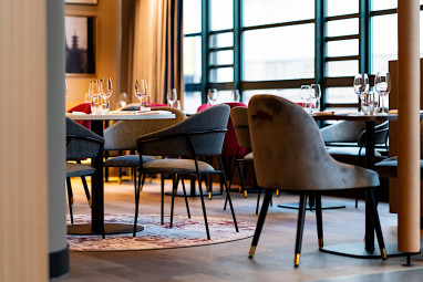 Radisson Collection Hotel, Grand Place Brussels: Ресторан