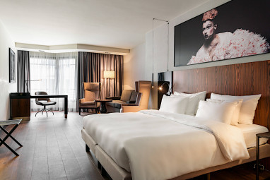 Radisson Collection Hotel, Grand Place Brussels: Zimmer