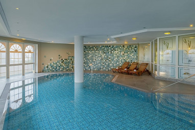 Hotel Kammweg am Rennsteig: 泳池