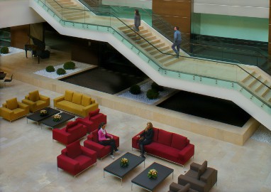 Golden Tulip Plaza Caserta: Lobby
