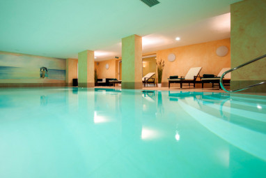 Hotel Strandgrün Golf- & Spa Resort: Pool