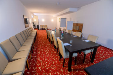 Hotel Luna: Meeting Room