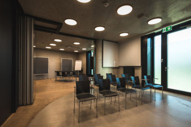 Jochen Schweizer Arena: Meeting Room