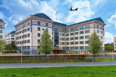Park Inn by Radisson Brussels Airport: Widok z zewnątrz