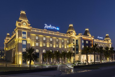 Radisson Blu Hotel Ajman: Vista externa