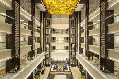 Radisson Blu Hotel Ajman: Lobby