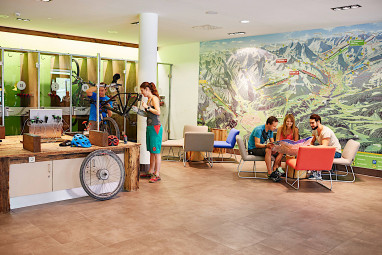 Explorer Hotel Ötztal: Lobby