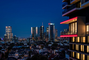 Meliá Frankfurt City: Außenansicht