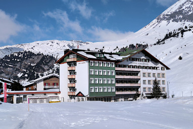 Hotel Edelweiss: Vista exterior