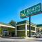 Quality Inn and Suites near Six Flags - Austell